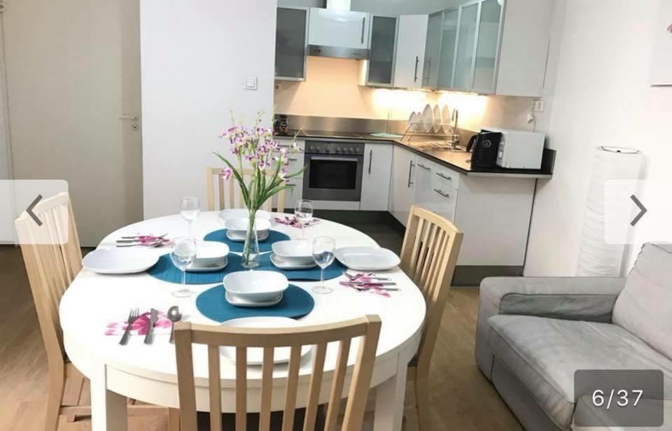 בודפשט Astoria Metro Apartment מראה חיצוני תמונה