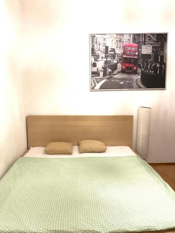בודפשט Astoria Metro Apartment מראה חיצוני תמונה