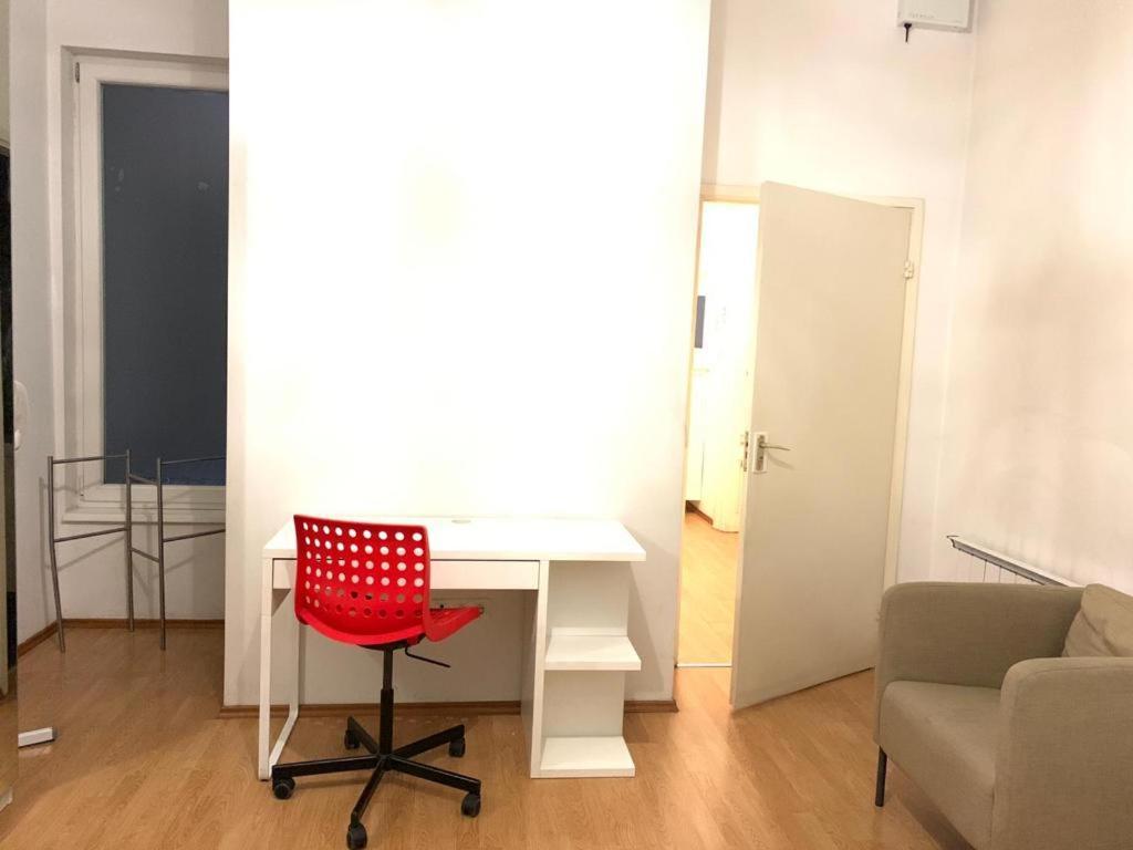 בודפשט Astoria Metro Apartment מראה חיצוני תמונה