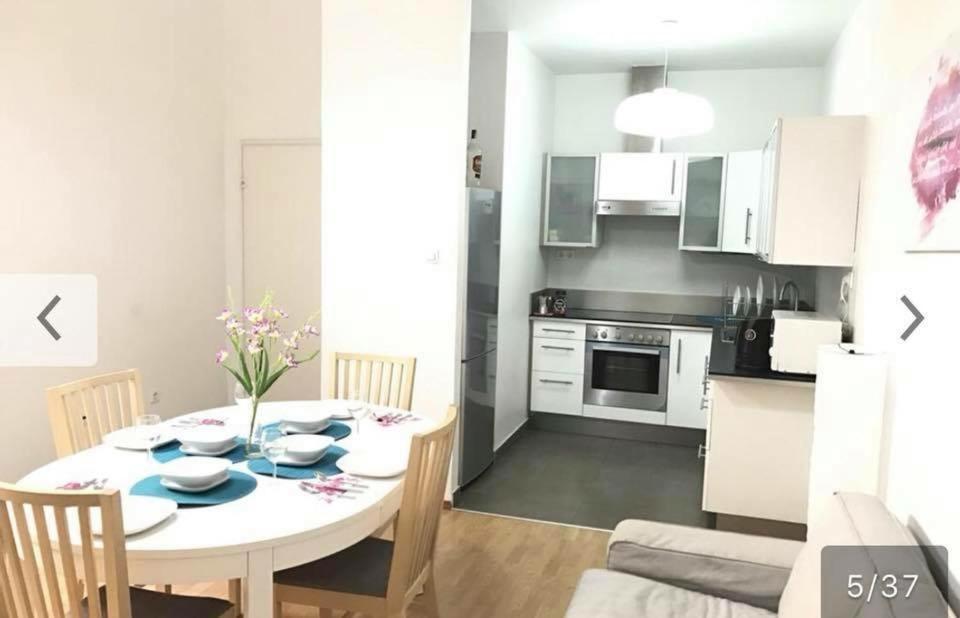 בודפשט Astoria Metro Apartment מראה חיצוני תמונה