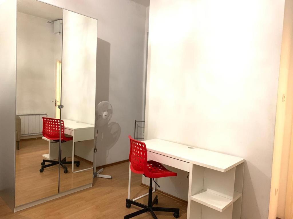 בודפשט Astoria Metro Apartment מראה חיצוני תמונה